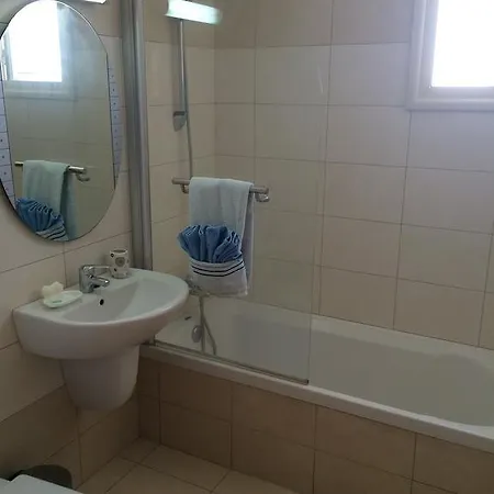 Elysian Penthouse B6 301 * Terszefánu