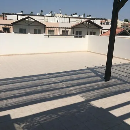 Elysian Penthouse B6 301 Apartman Terszefánu