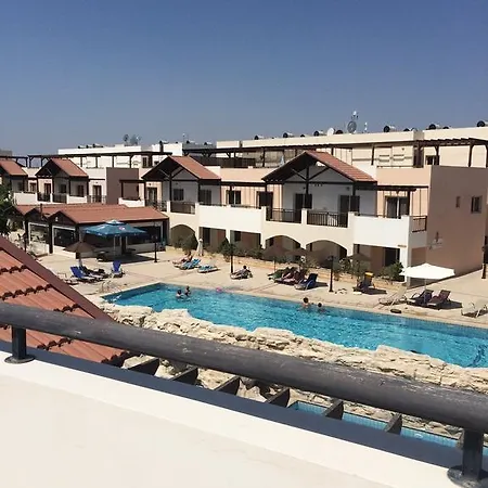 Elysian Penthouse B6 301 * Tersephanou